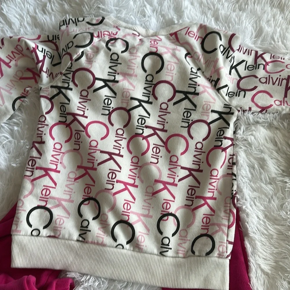 🎀 2pc Calvin Klein Logo Sweatshirt and Pink Joggers Set Size 5